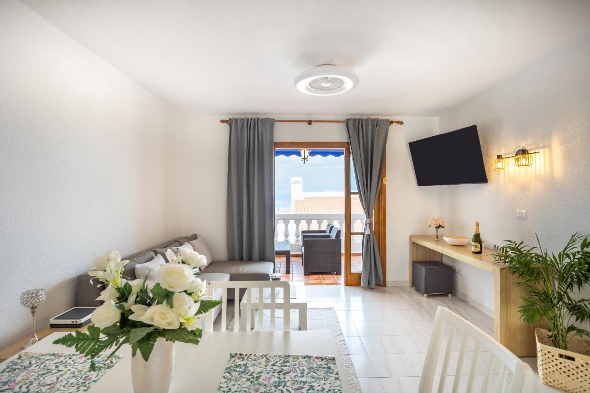 Cozy Port Royal Margot Sunset View Home By Lovetenerife 로스크리스티아노스 외부 사진