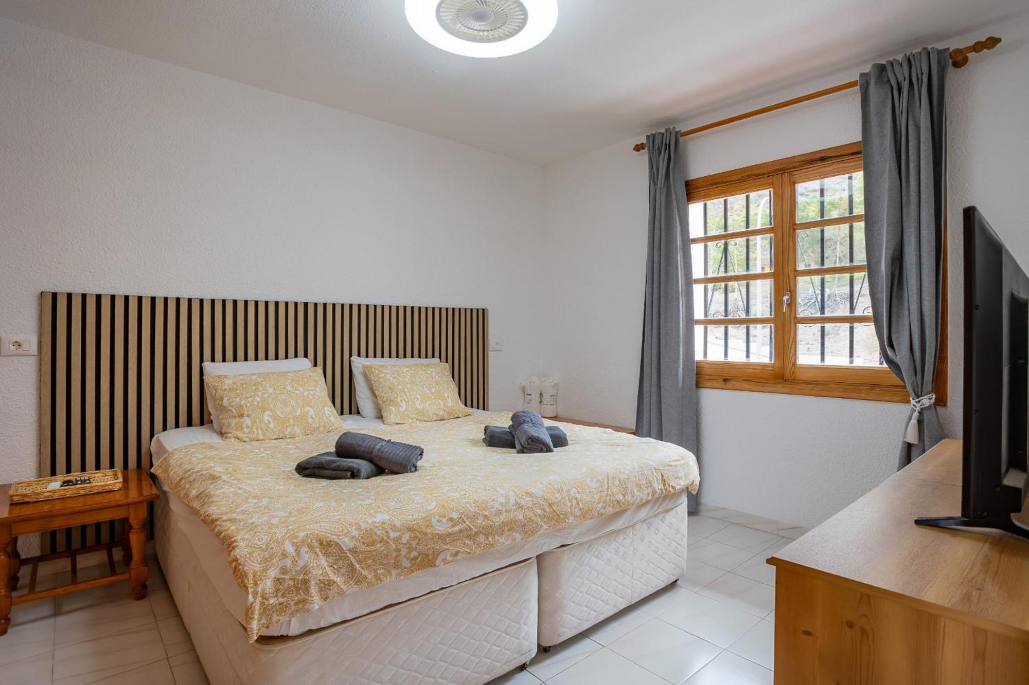 Cozy Port Royal Margot Sunset View Home By Lovetenerife 로스크리스티아노스 외부 사진
