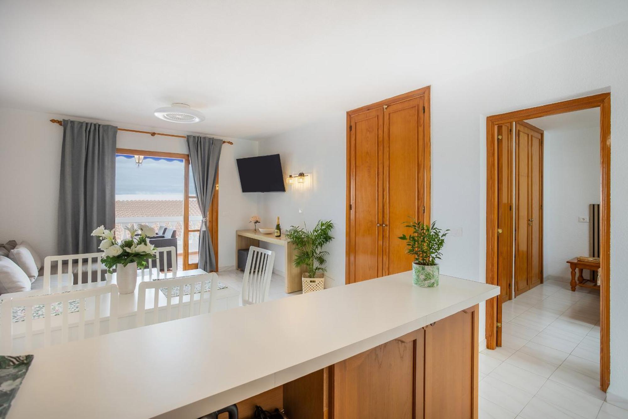 Cozy Port Royal Margot Sunset View Home By Lovetenerife 로스크리스티아노스 외부 사진